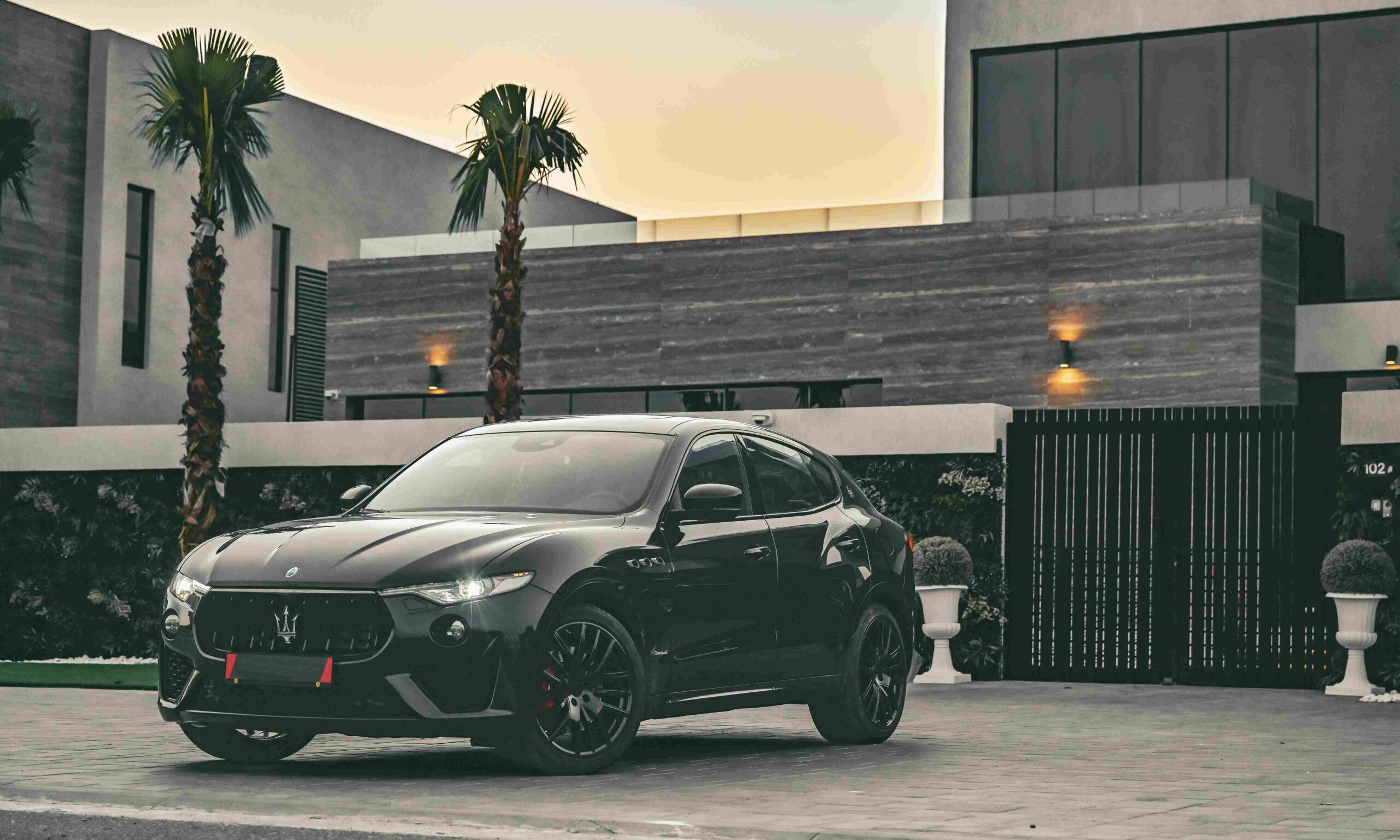 Affordable Journeys with Economic Car Rentals in Dubai